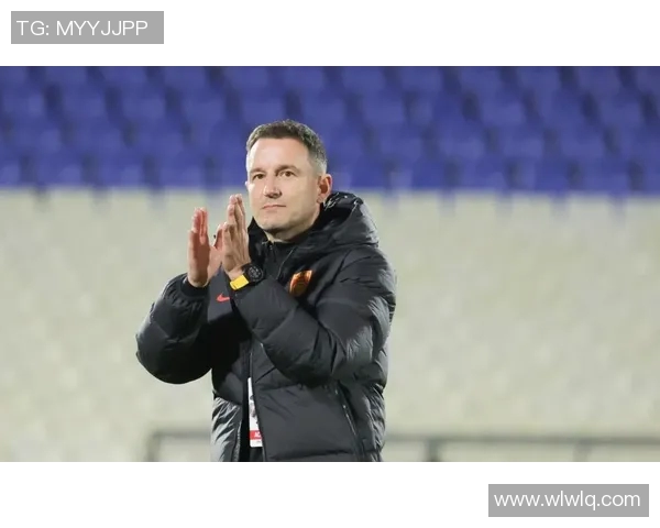 探索安东尼奥布阵的战术魅力与球队表现的深度分析