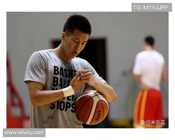 郭艾伦突破技艺分析与比赛表现探讨揭秘篮球场上的精彩瞬间