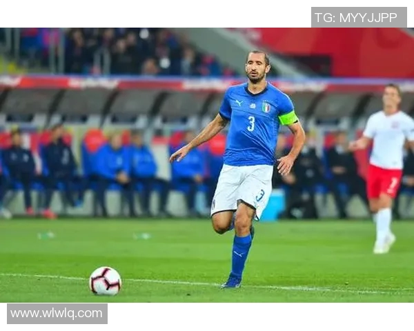 基耶利尼成为意大利队史第一人，完成欧洲国家杯双料壮举