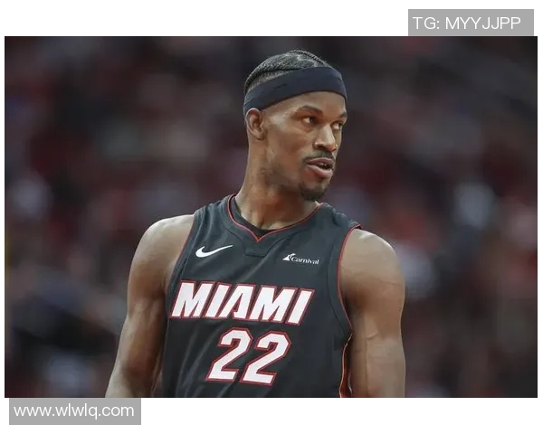 热火球星吉米-巴特勒：赛季末的耀眼表现，季后赛的王者之姿